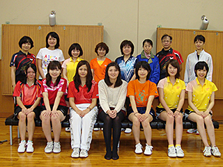 2013年定例コスモス会体育館の写真